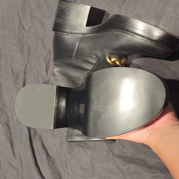 Coach Kenna Bootie Size 9 Black Leather Ankle Boots with Gold Chain Detail - Picture 6 of 10